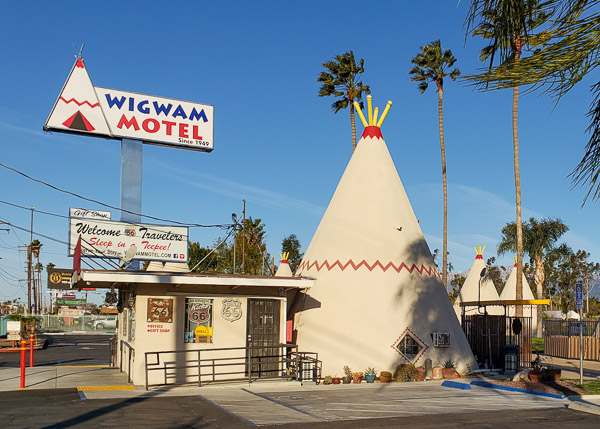 Route 66 WigWam Model